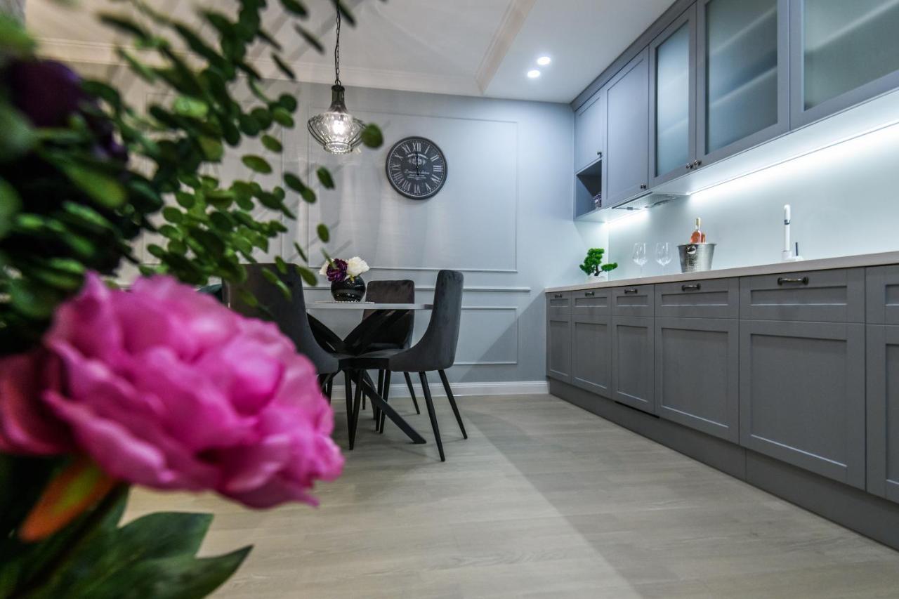 Divine Luxury Apartment Blue ซาดาร์ ภายนอก รูปภาพ